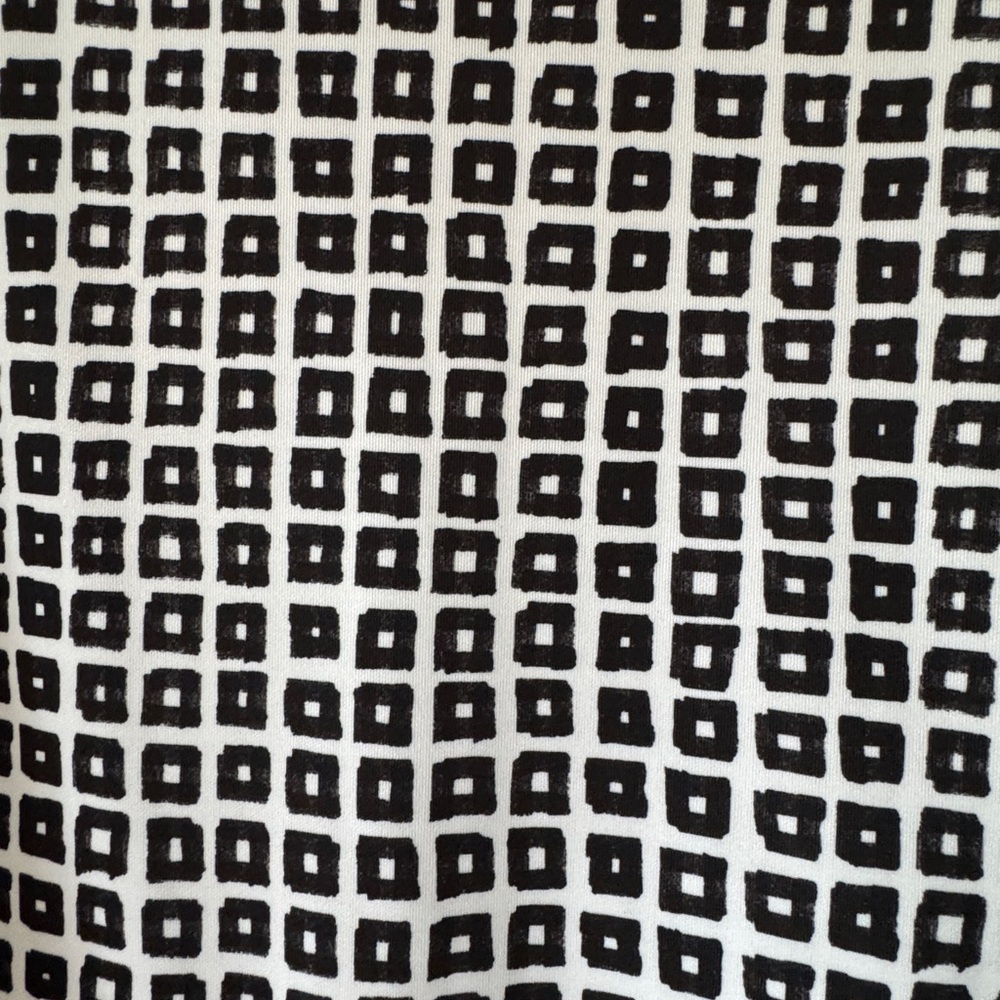 Black and White Geometric Pattern Dress - Picture 5 of 6